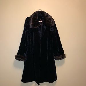 Large (size 14-16) faux fur coat